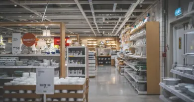 L’économie chinoise ralentit alors que les consommateurs se serrent la ceinture et que les risques de tarifs américains s’accentuent