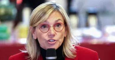 Loi Duplomb: Agnès Pannier-Runacher préconise de « faire appel » à l’Anses pour un éclairage scientifique