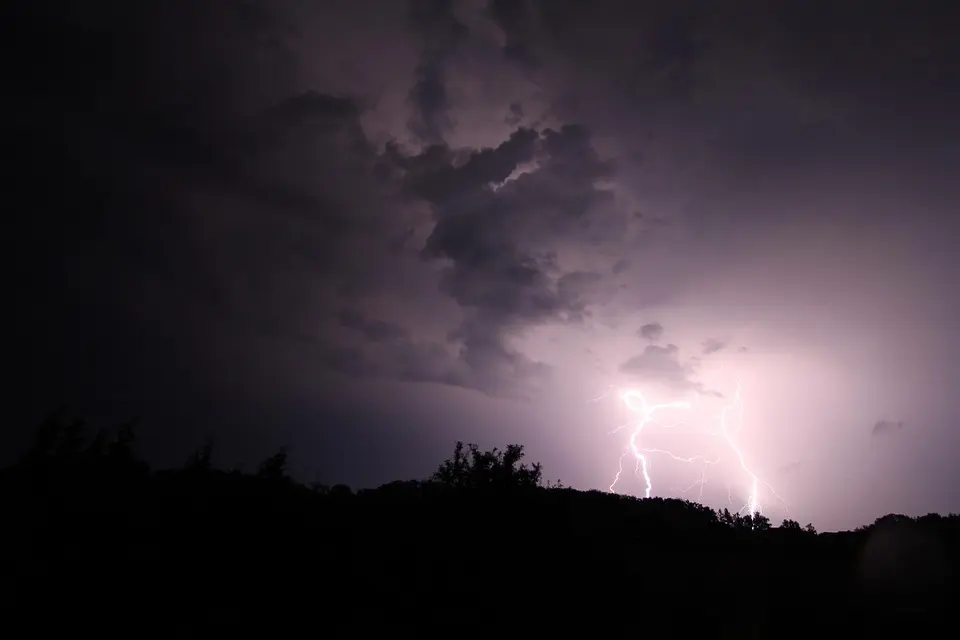 Météo du mercredi 23 juillet : multiplication des averses orageuses, sauf au sud-est