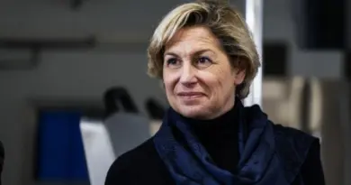 Municipales à Bordeaux : la droite mise sur Nathalie Delattre, ex-sénatrice et ministre, pour reprendre la ville aux écolos