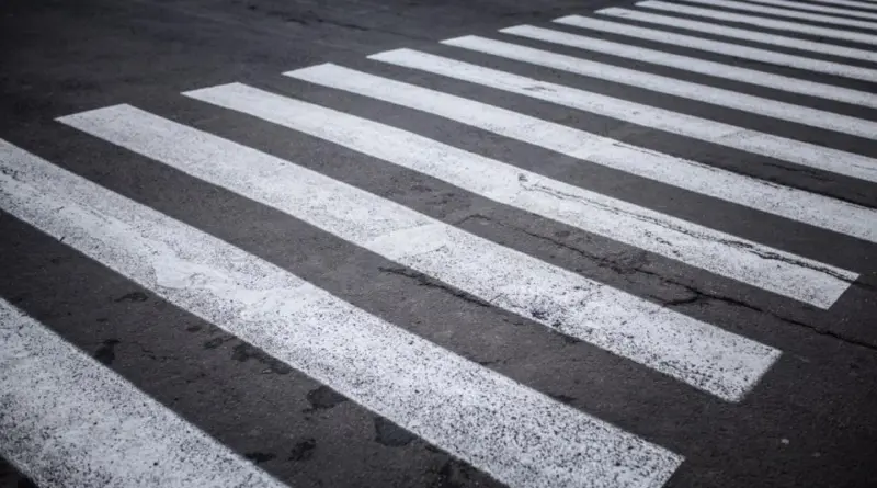 Nice : une «mamie-trafic» violemment agressée au visage devant des enfants, le suspect en fuite