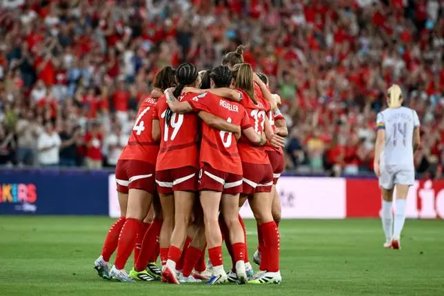 “On devient des sœurs” : pour les footballeuses, le vestiaire est un refuge
