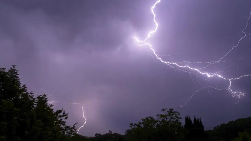 Orages : ces 73 départements placés en vigilances jaune ce samedi