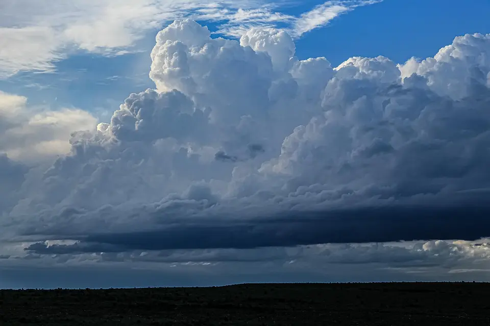 Orages, grêle et fraîcheur demain et jeudi : une météo compliquée au cœur de l’été