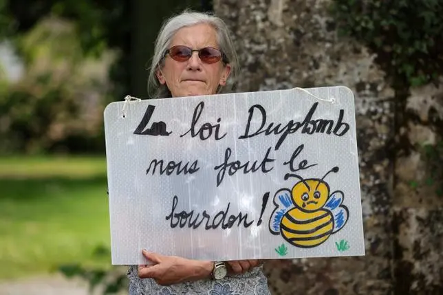 Pétition contre la loi Duplomb : “Du jamais-vu dans l’histoire récente de la France”