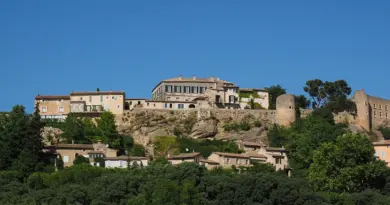 « Pirate »: la mairie d’Avignon dénonce l’installation illégale du cirque Zavatta