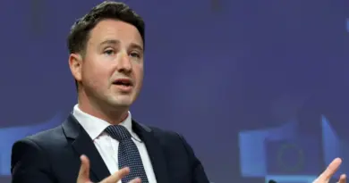 Qu’est-ce que la taxe Zucman, prônée par la gauche, et qui pourrait rapporter 20 milliards d’euros par an à l’Etat ?