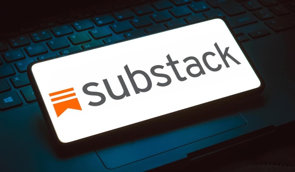 Substack : la plateforme de newsletters désormais valorisée plus d’un milliard de dollars