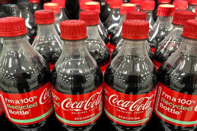 Sucre de canne ou sirop de maïs : Trump veut changer la recette du Coca-Cola