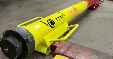 TTRC, une lance à incendie pour éteindre les feux de batterie des voitures électriques