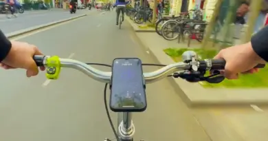 Taiji : une invention française pour piloter son smartphone sans lâcher le guidon