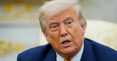 Trump souffre d’“insuffisance veineuse”, une “rare confession” sur la santé du président