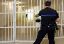 « Tu viendras avec moi, soit en prison, soit dans la mort » : il menace sa femme et détruit sa télévision à la masse
