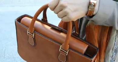 « Un beau coup de pouce » : au Sourn, le menuisier Jérôme Quéro soutenu par le Pass commerce et artisanat
