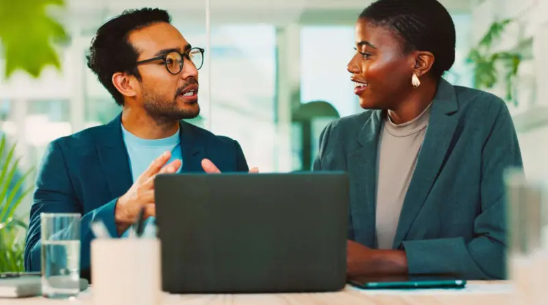 Un regard et voilà : comment de simples gestes tissent du lien social