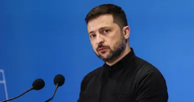 Volodymyr Zelensky se dit «reconnaissant» après l’annonce par Donald Trump de la livraison d’armes à l’Ukraine
