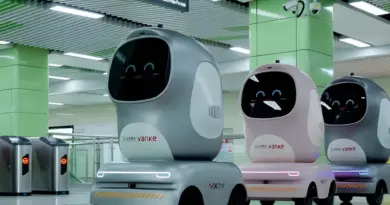 Vous ne rêvez pas : les robots prennent le métro à Shenzhen et c’est tout à fait normal !