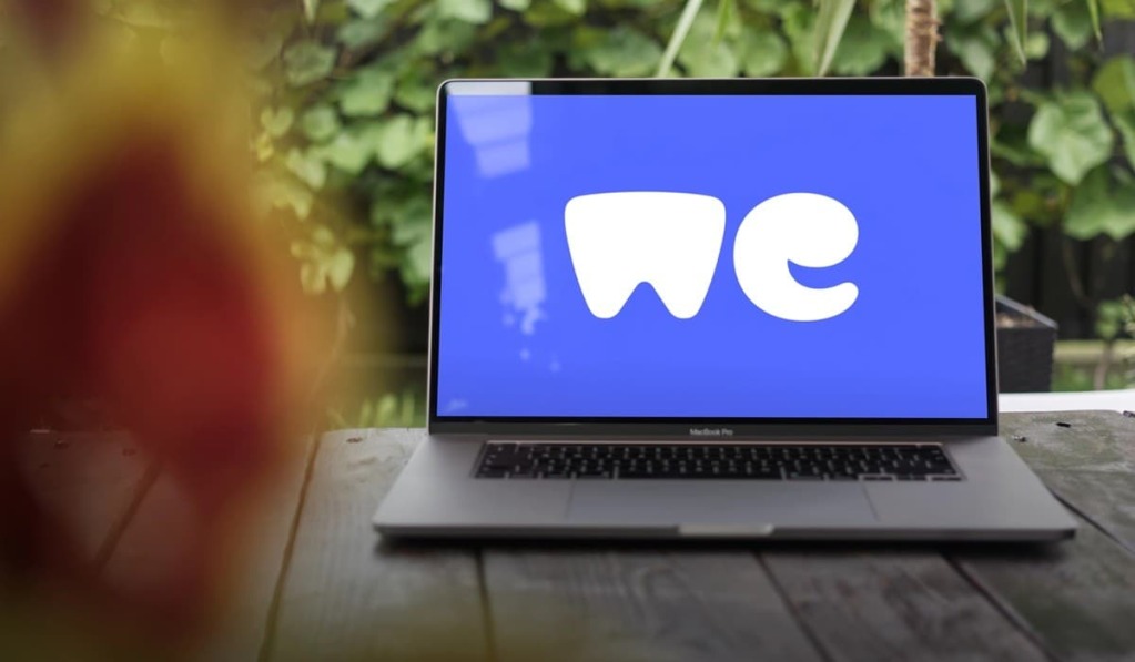 WeTransfer accusé d’utiliser vos fichiers pour entraîner une IA : la plateforme répond à la polémique