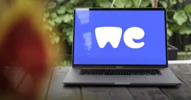 WeTransfer accusé d’utiliser vos fichiers pour entraîner une IA : la plateforme répond à la polémique