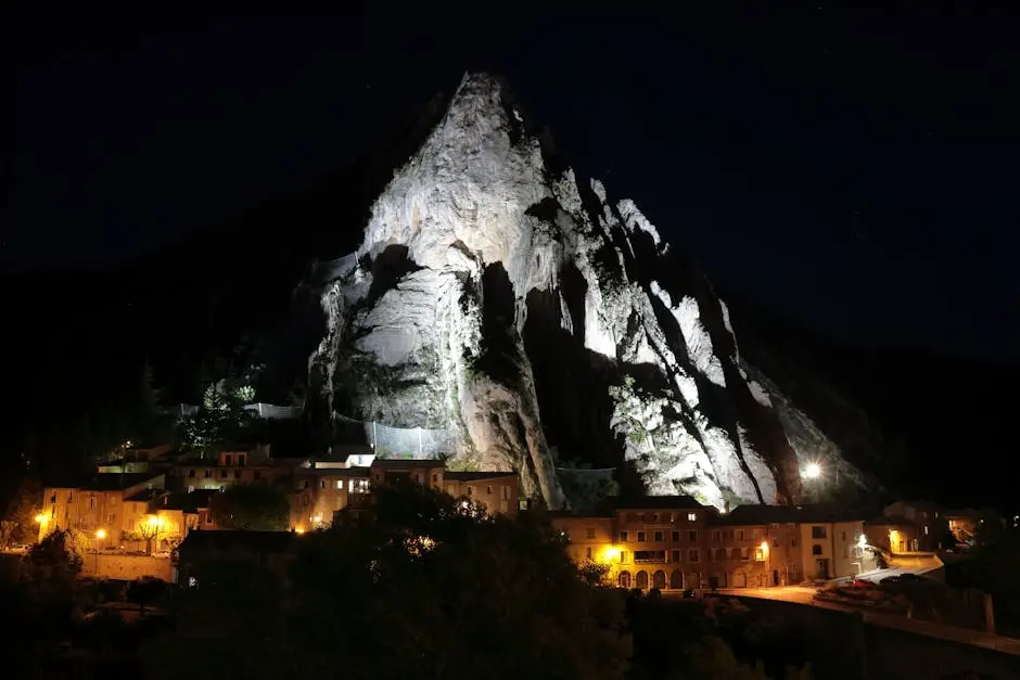 À 26 ans, Jordan Olivero perpétue l’artisanat du bois à Sisteron avec son entreprise Joli Charpente