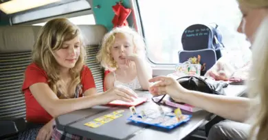 10 nano, micro et mini-jeux de société à moins de 15 euros à glisser dans son bagage cabine - RTBF Actus