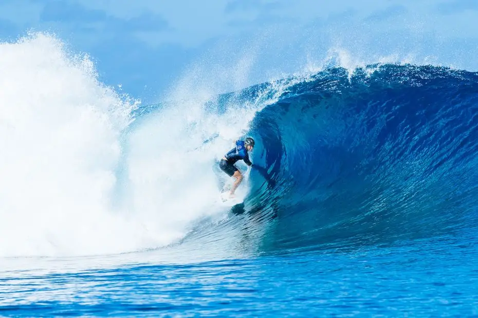 Tahiti Pro 2025 : Mihimana Braye se qualifie pour les demi finales