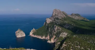 Corse, Ajaccio, Bastia, mountain, beach, sea, cliff, village, maquis, landscape