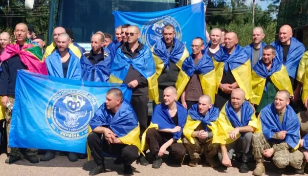 3 médecins qui ont passé 7 à 8 ans en captivité russe sont rapatriées