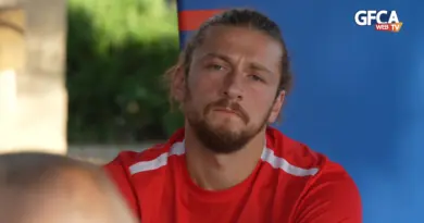 4,5 K vues · 65 réactions | ℍ𝔸ℕD : LE NOUVEAU CYCLE Avec François-Xavier Ripoll, Christophe Spincer et Stéphane Bonnafoux Les handballeurs 🔴🔵 ont trouvé leur nouvel entraîneur en la personne de Christophe Spencer (Saint-Cyr, Tours, Annecy). Épaulé par Vincent Vially, le réunionnais devra composer avec une équipe jeune et un projet bâti autour de la filière insulaire. Présentation... @GFCA Handball #gfca #Gazélec #DiablesRouges #hand #spincer | GFCA WEBTV