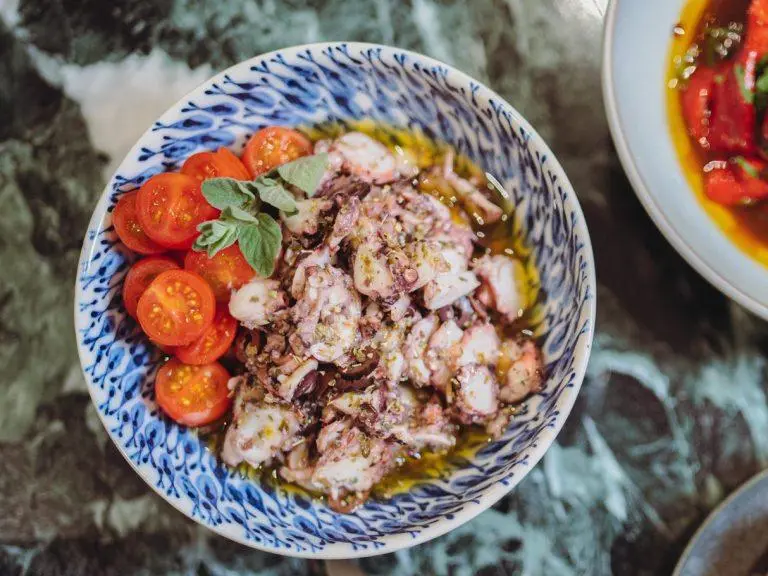 5 restaurants pour voyager en Grèce sans quitter Paris