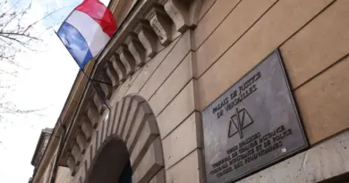 67 appels, des insultes, un SMS menaçant : dans les Yvelines, deux ans avec sursis pour le mari violent