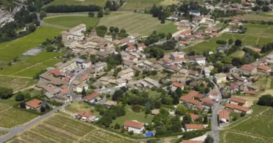 Les domaines ne manquent pas dans les alentours du village.