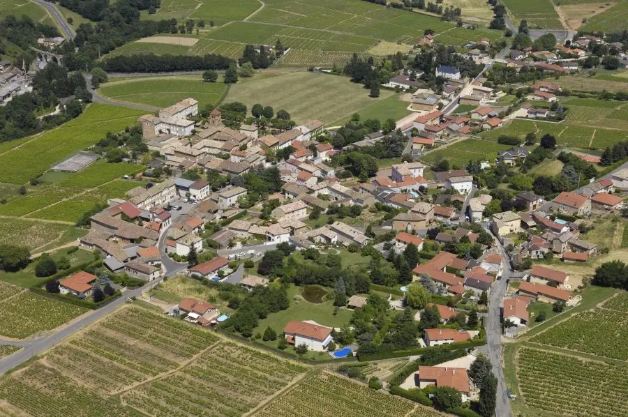 Les domaines ne manquent pas dans les alentours du village.