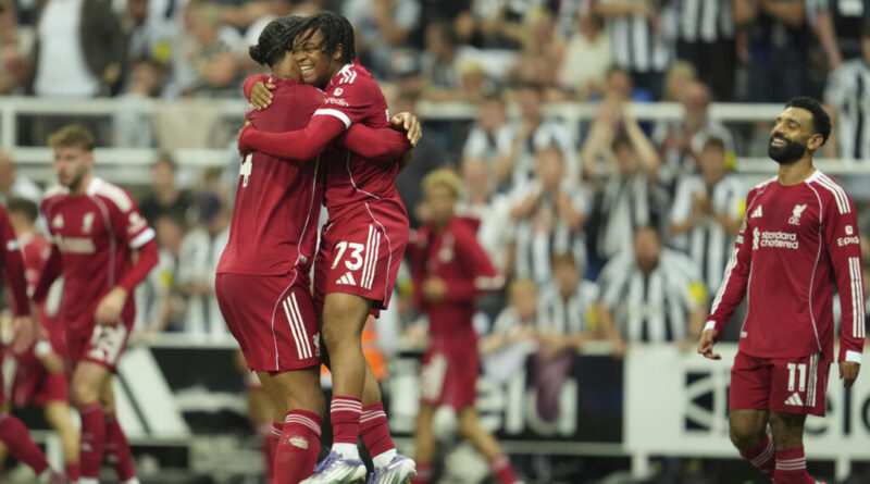 À 16 ans, Rio Ngumoha permet à Liverpool d'arracher la victoire face à Newcastle