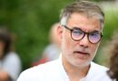 A Blois, Olivier Faure tente de proposer une alternative à François Bayrou