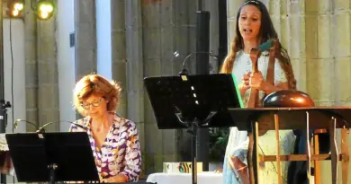 À Carhaix, la première représentation du Duo Sirona à l’église Saint-Trémeur a ébloui l’auditoire