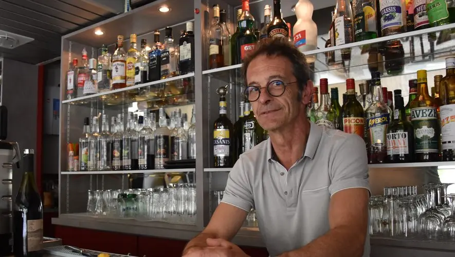 À Cornus, l’Hôtel du Nord, le dernier bistrot devenu "l’âme du village"