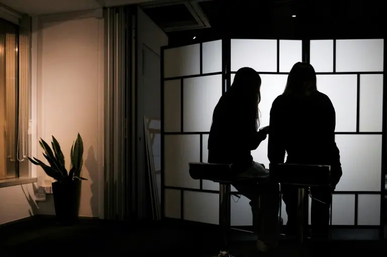 A Hong Kong, un vide juridique bénéficie aux créateurs de deepfakes pornographiques