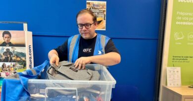 A Nice, Cagnes et Antibes, le secours populaire collecte des fournitures scolaires avant la rentrée
