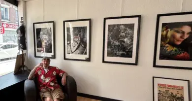 A Pacy-sur-Eure, Raskal Buck expose ses photos dans sa propre galerie