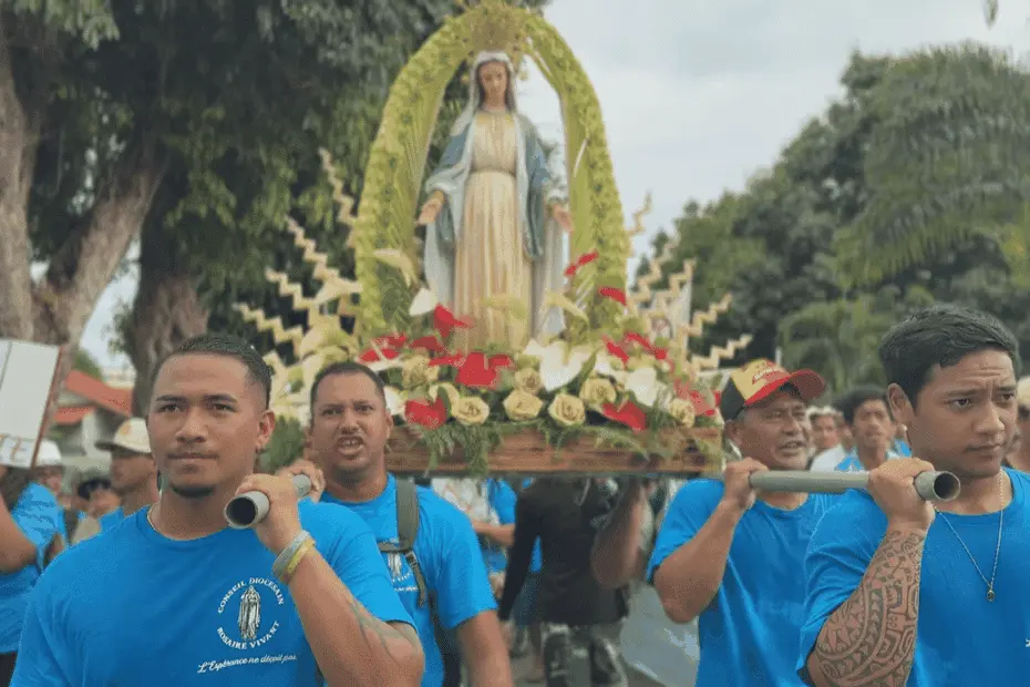 À Tahiti, les catholiques célèbrent Marie et disent non à la méthamphétamine