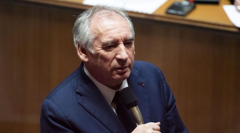 A huit jours de sa probable chute, François Bayrou va tenter de convaincre les Français