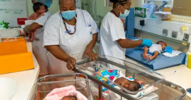 A l’hôpital de Mayotte, les sages-femmes dénoncent « l’enfer » de leur quotidien