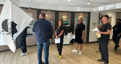 Action de Core in Fronte dans plusieurs banques de Corse pour dénoncer la "colonisation financière"