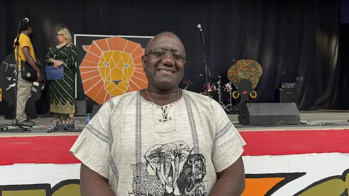 Un portrait d'Emmanuel Ngoma.