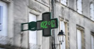 Alerte canicule : 14 départements en vigilance rouge, 64 en orange… L’épisode est "comparable à celui d’août 2003", selon Météo France