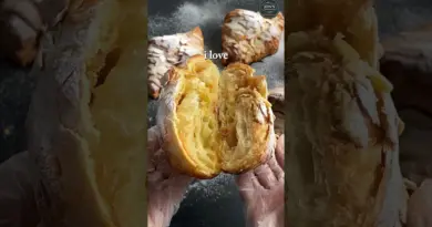 Almond croissant ✨ #jons_bakery #kulinerlampung #croissant #oleholehlampung