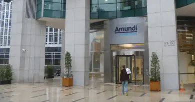 Amundi subit l'effet dollar malgré sa bonne dynamique commerciale