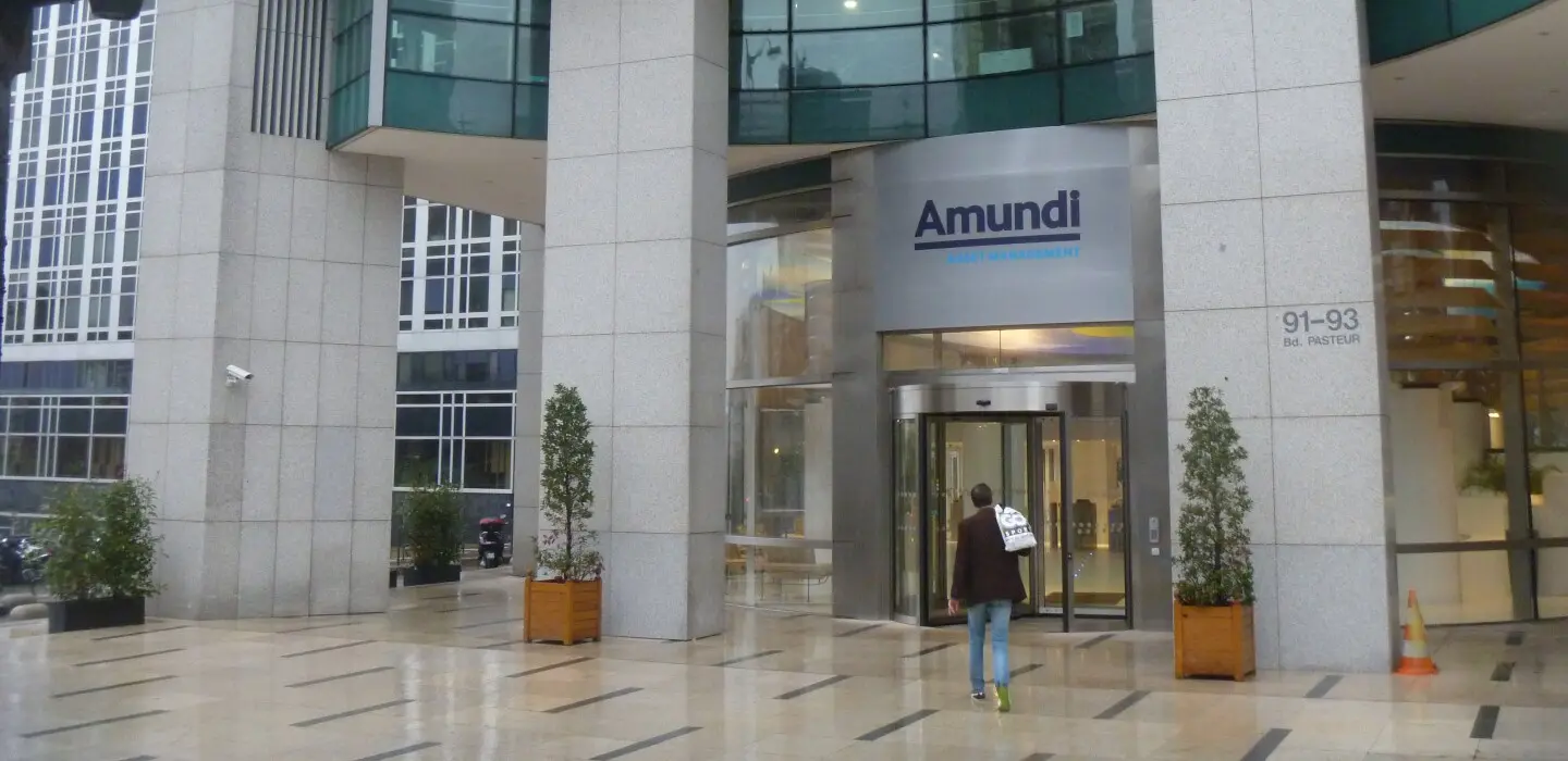 Amundi subit l'effet dollar malgré sa bonne dynamique commerciale