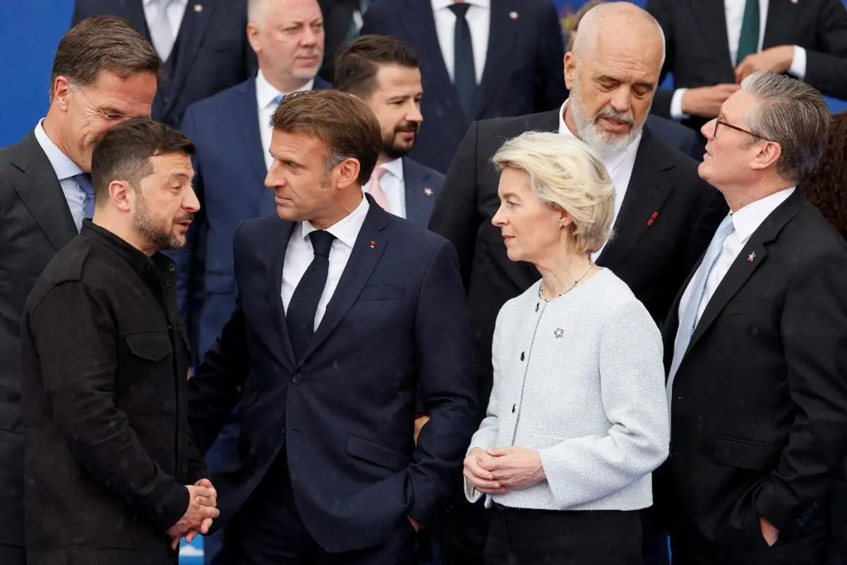 Après le sommet Trump-Poutine, les Européens prêts à « maintenir la pression » sur la Russie, Macron appelle à la vigilance